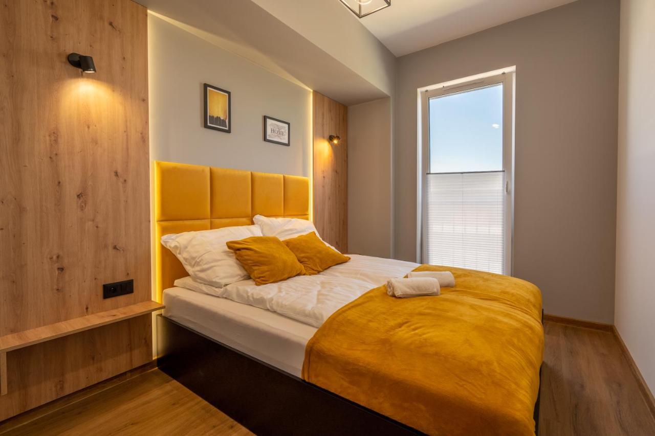 Apartament No82 Yellow Holiday Home זאטור מראה חיצוני תמונה