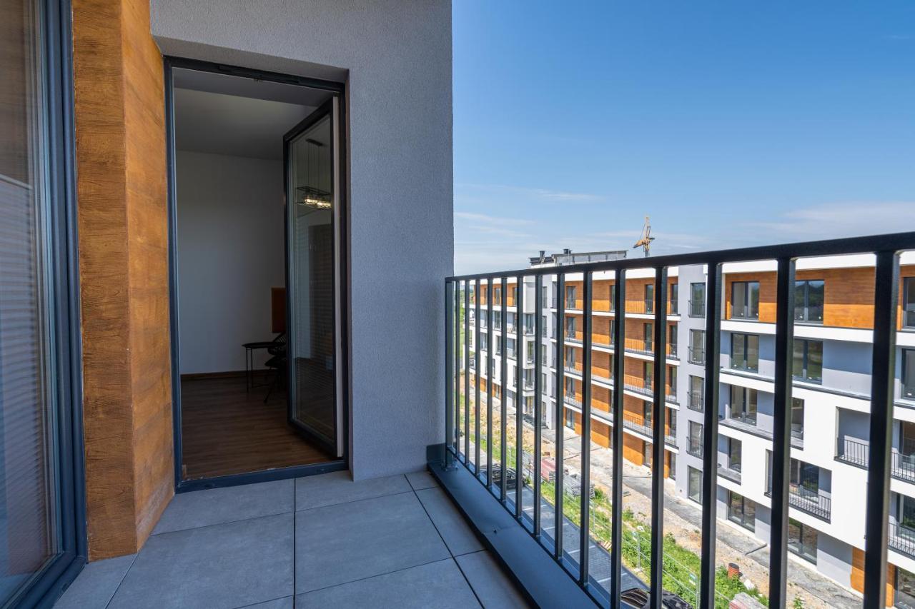 Apartament No82 Yellow Holiday Home זאטור מראה חיצוני תמונה