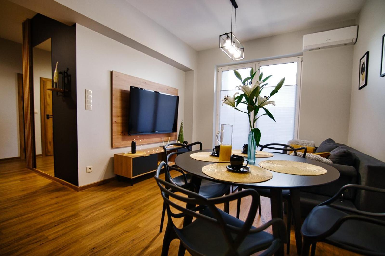 Apartament No82 Yellow Holiday Home זאטור מראה חיצוני תמונה