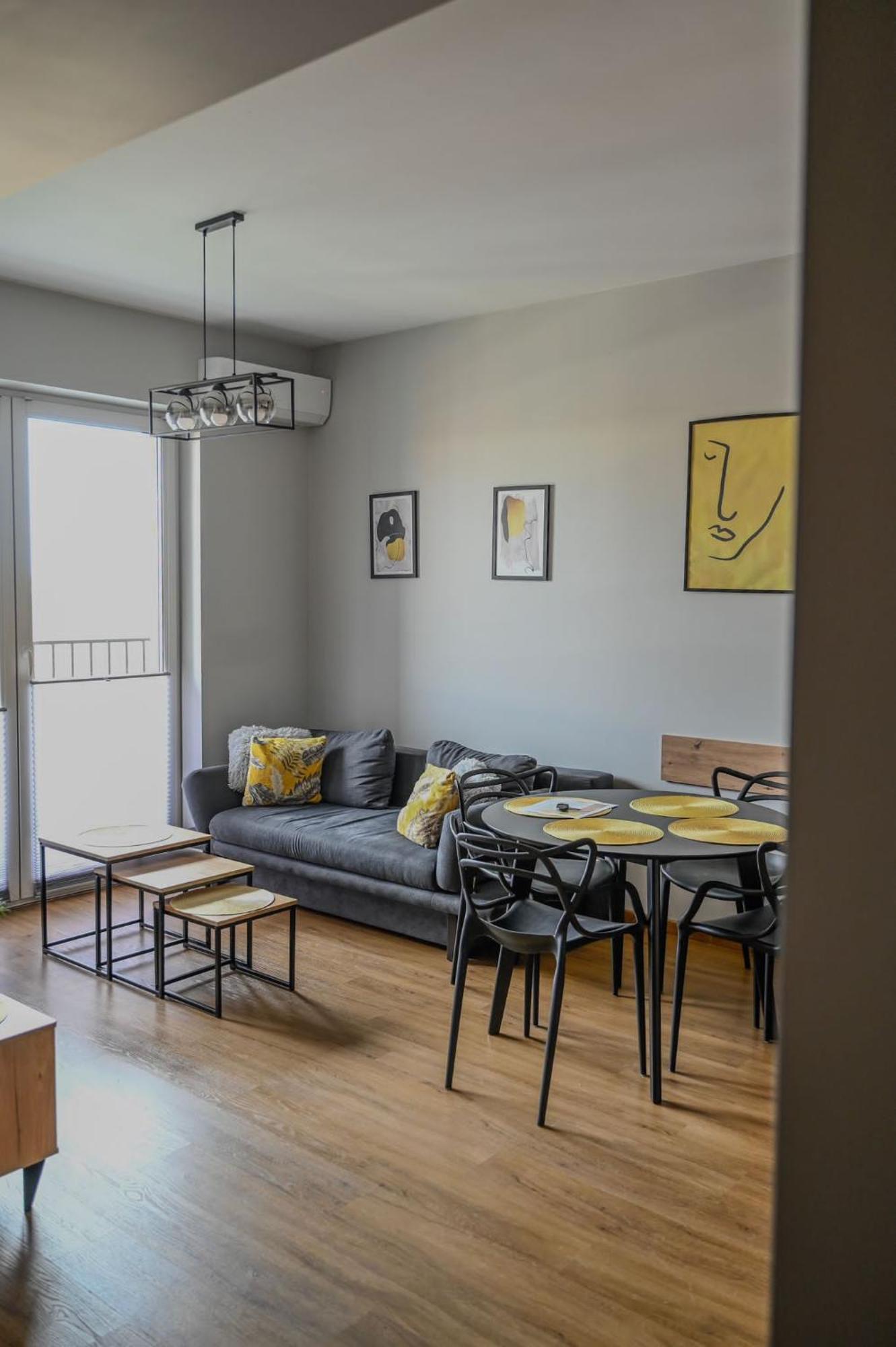 Apartament No82 Yellow Holiday Home זאטור מראה חיצוני תמונה